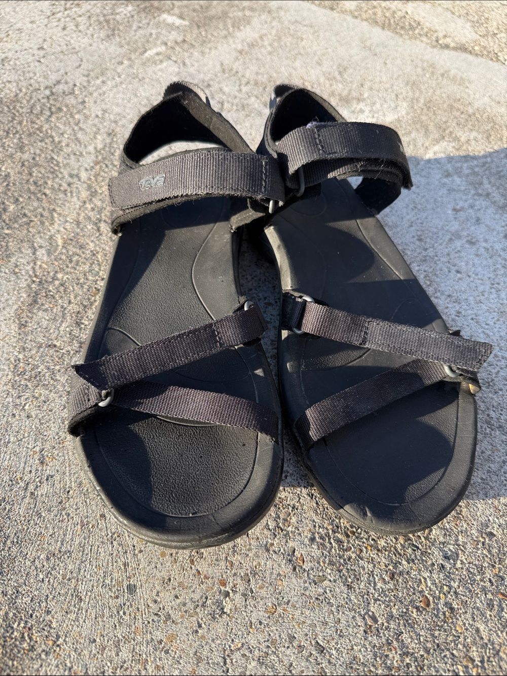 TEVA sandals, black, 7 NWOT